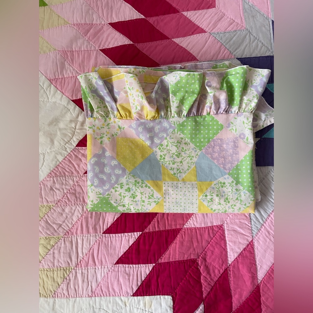 Vintage retro colorful quilt pattern twin top sheet 70s fabric